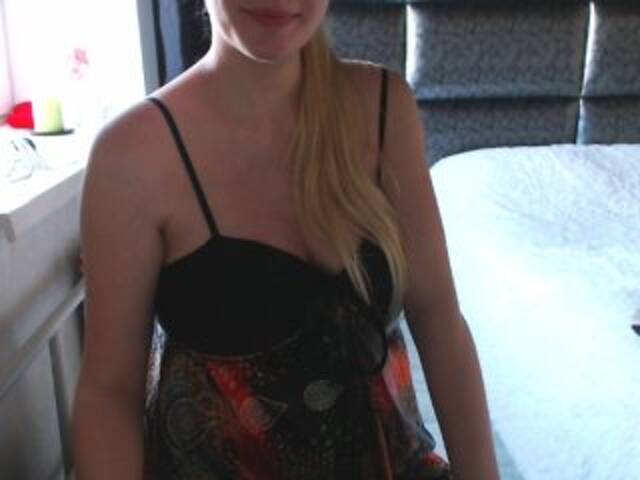 Екранни снимки на излъчване Sexy1lady