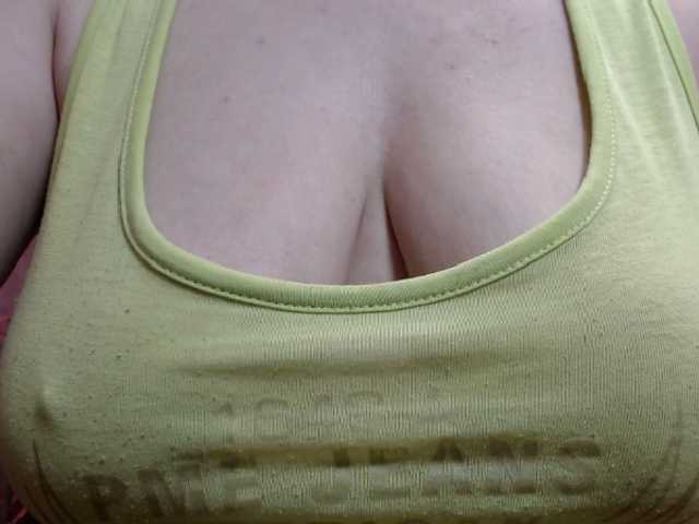 Екранни снимки на излъчване SexYagodka