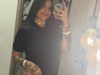 Еротичен видео чат SexyBodygirl69