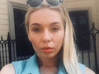 Еротичен видео чат SexyFoxy555