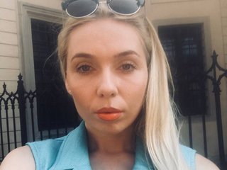 Еротичен видео чат SexyFoxy555