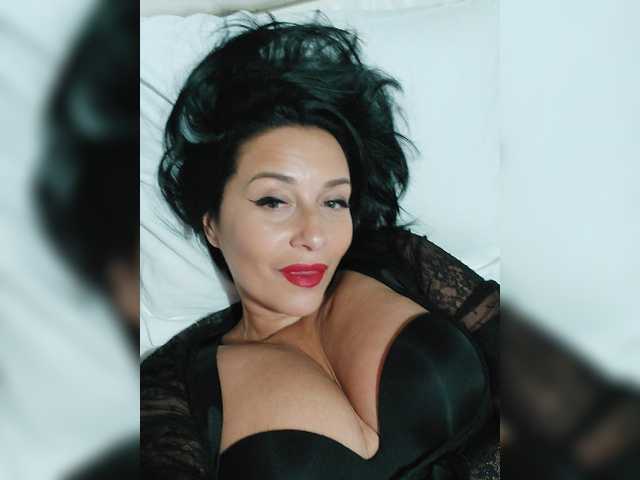 Екранни снимки на излъчване sexylady4u