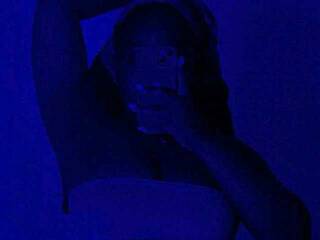 Еротичен видео чат SexyLucc