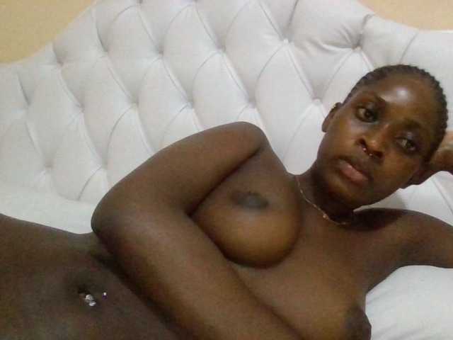 Екранни снимки на излъчване sexymolly2