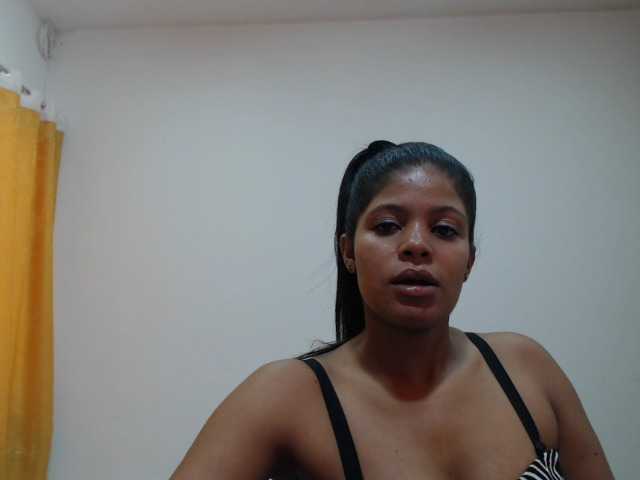 Снимки sexymulatax9 chica atrevida y caliente de placer