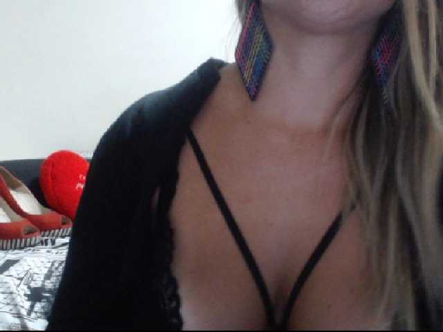 Снимки sexysarah27 Let's have an amazing night!!!
