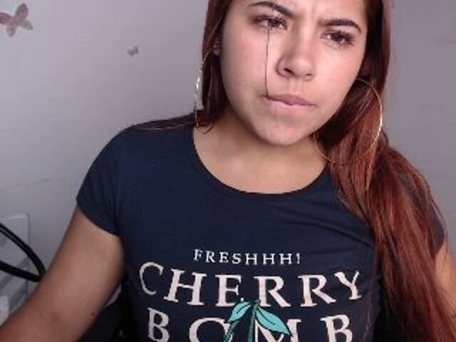 Екранни снимки на излъчване sexyteenlen