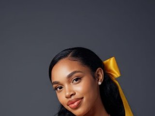 Еротичен видео чат ShantalJames