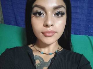 Еротичен видео чат Sharlote-Williams