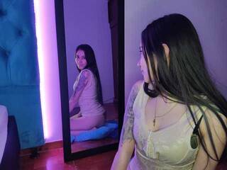 Еротичен видео чат sharoon2u