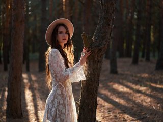 Еротичен видео чат ShineShyness