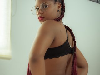 Еротичен видео чат Shirleyzc