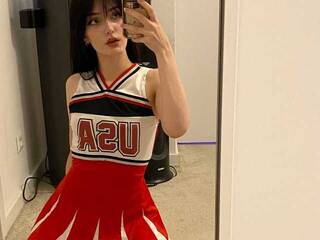 Еротичен видео чат show-May