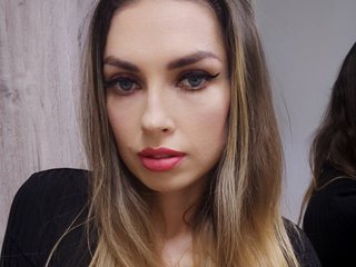 Еротичен видео чат SiennaPearl