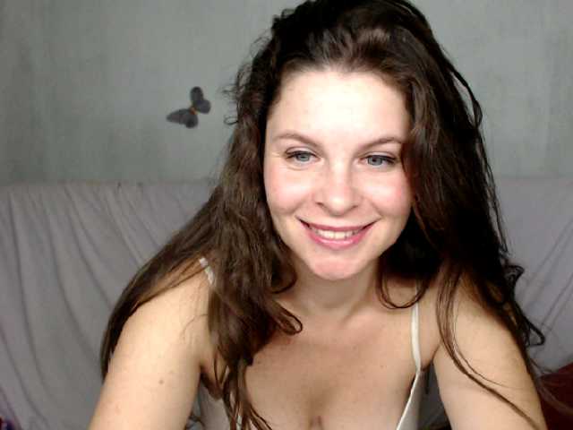 Екранни снимки на излъчване SindyBabyDoll