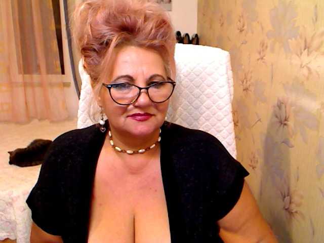 Екранни снимки на излъчване sinwoman