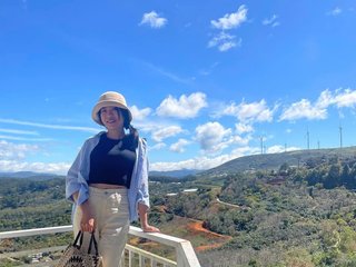 Еротичен видео чат SKINNY-SINGLE