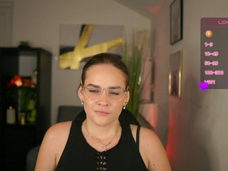Еротичен видео чат SkylaNoveaa
