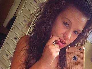 Еротичен видео чат Slaytay01