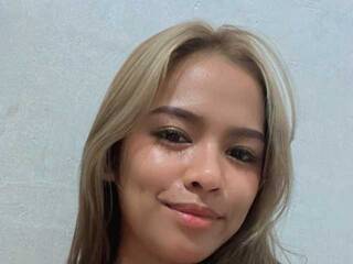 Еротичен видео чат Slimsexy69x