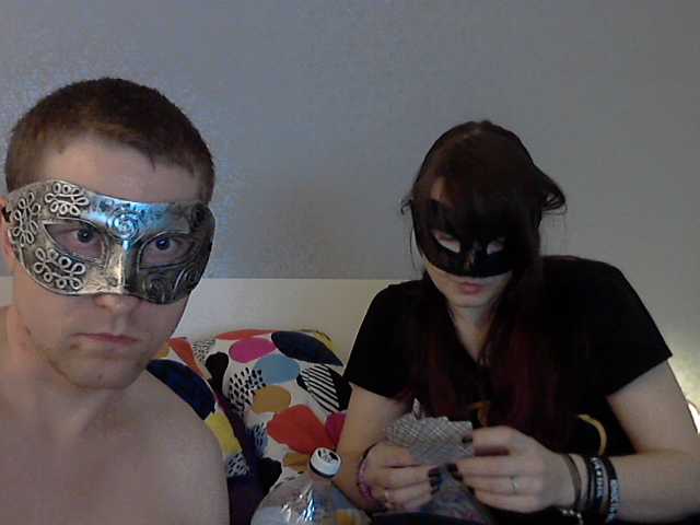 Екранни снимки на излъчване Slutwife