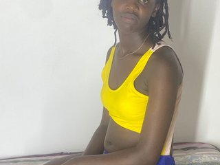 Еротичен видео чат Smilingbeibylove