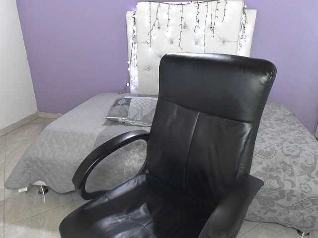 Екранни снимки на излъчване Sofia-ramirez