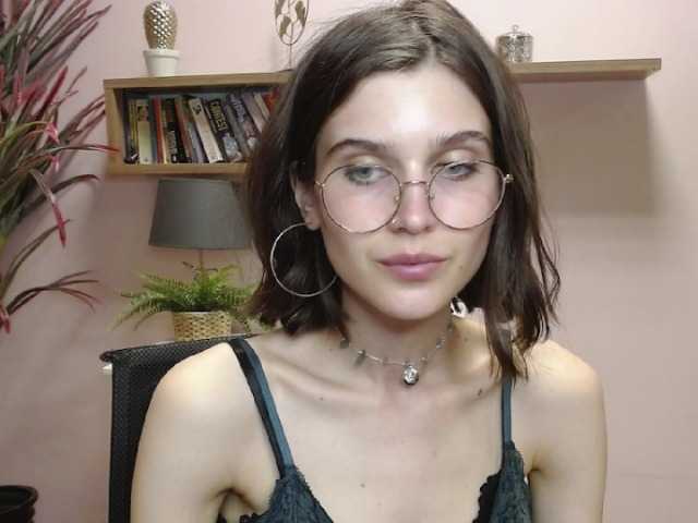 Снимки Soft-Sarah #cfnm #teen #hot #sugarbabe #english #german #domina #joi #fantasy #roleplay