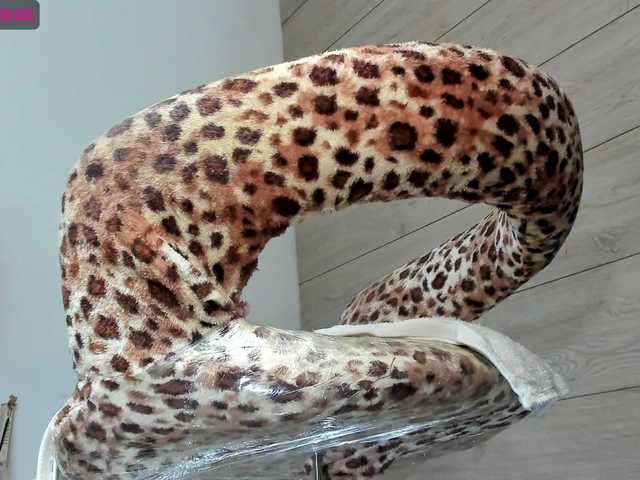 Екранни снимки на излъчване sofy_dirtyHot