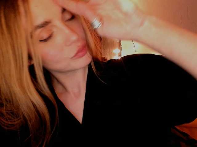 Екранни снимки на излъчване Sonya-Mo