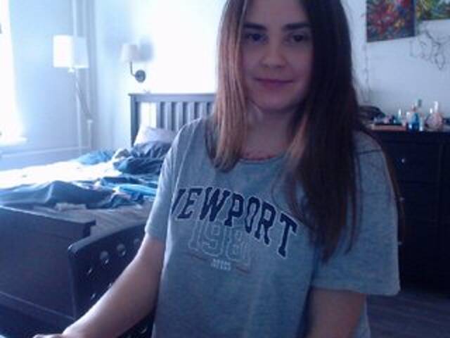 Екранни снимки на излъчване DearSonya