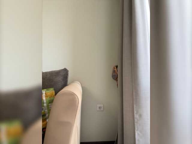 Екранни снимки на излъчване SonyaFox