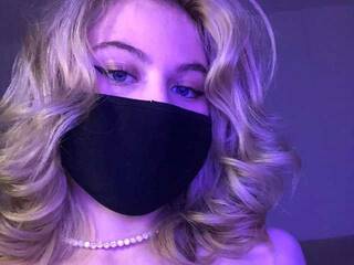 Еротичен видео чат SonyaOOG