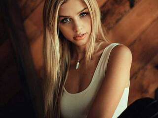 Еротичен видео чат SonySweet