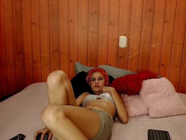 Снимки Sophia-Tylor Hi guys, it's a pleasure to be here with you, I'm new, you would like to support me? 150 tk fuck pusszy