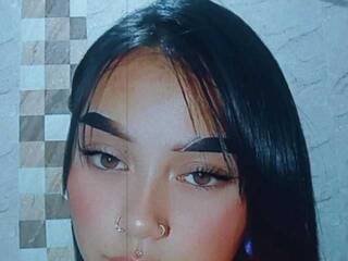 Еротичен видео чат Sophiee-22