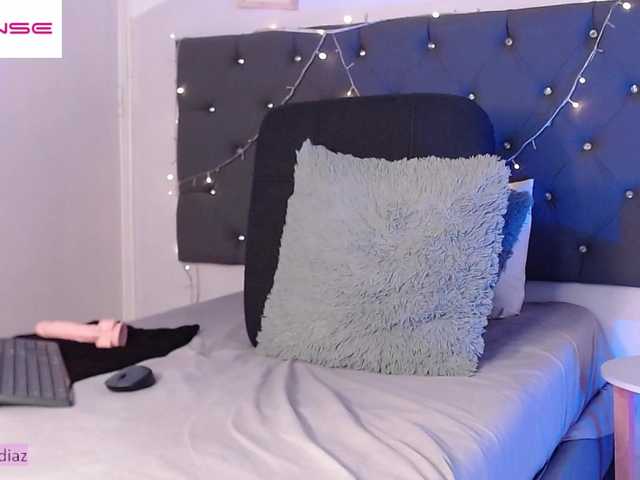 Екранни снимки на излъчване Sophiie-Diaz