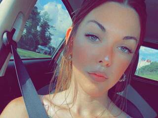 Еротичен видео чат Spicy-Chrissy