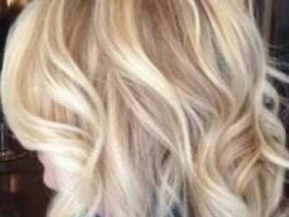 Еротичен видео чат SquirtMoniqa