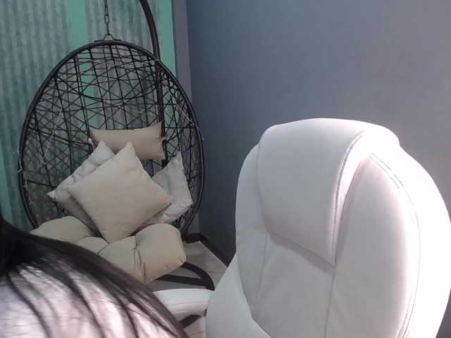 Екранни снимки на излъчване StarlieStorm