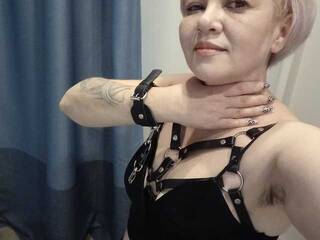 Еротичен видео чат Stellablacke