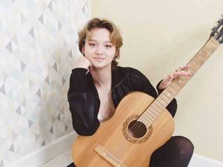 Еротичен видео чат StrawberryLoa