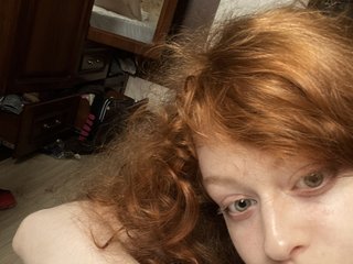 Еротичен видео чат Stripdoll2005