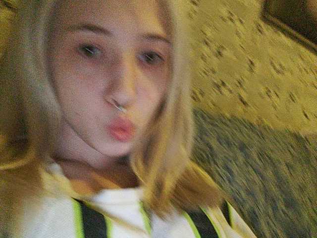 Екранни снимки на излъчване _kissaaa_