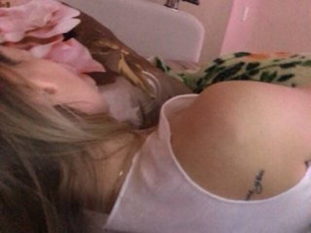 Екранни снимки на излъчване Supersex-XXX