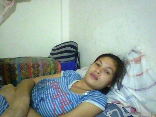 Снимки SusyAsian18 come to my room and lets have fun...