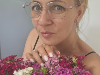 Еротичен видео чат Sweetaniaa