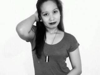 Еротичен видео чат SweetJazmine