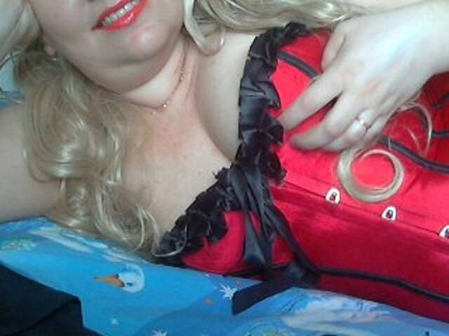 Екранни снимки на излъчване sweetmodel123