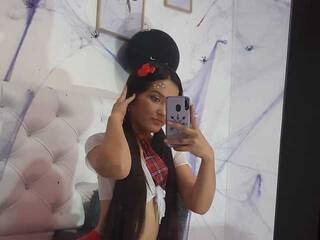 Еротичен видео чат TamaraRosy